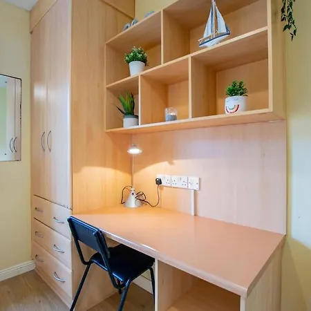 Semesterbostad 122 - Large Duplex With Parking By Shortstays *
